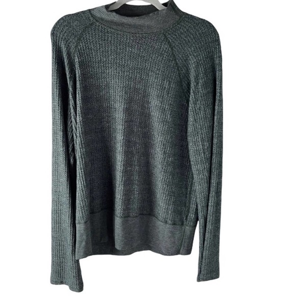 Three Dots Tops - Three dots women’s dark green thermal high neck long sleeve pullover top large